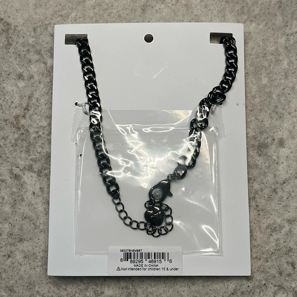 BETSEY JOHNSON cat face necklace - Picture 2 of 2
